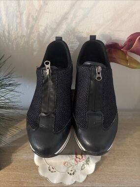 Remonte Black Slip-On Zip Front Loafers